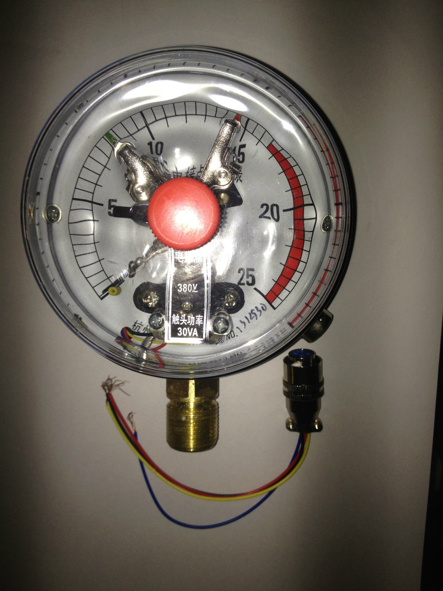 电压力锅压力_压力式温度计怎么接_电接点压力表