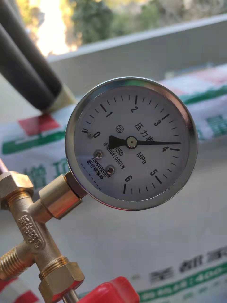 zyj680液压静力压桩机压力换算_高低压压力表_r407c冷媒空调正常运行高低压力